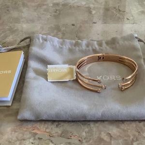 NWT MICHAEL KORS rose gold crystal bracelet